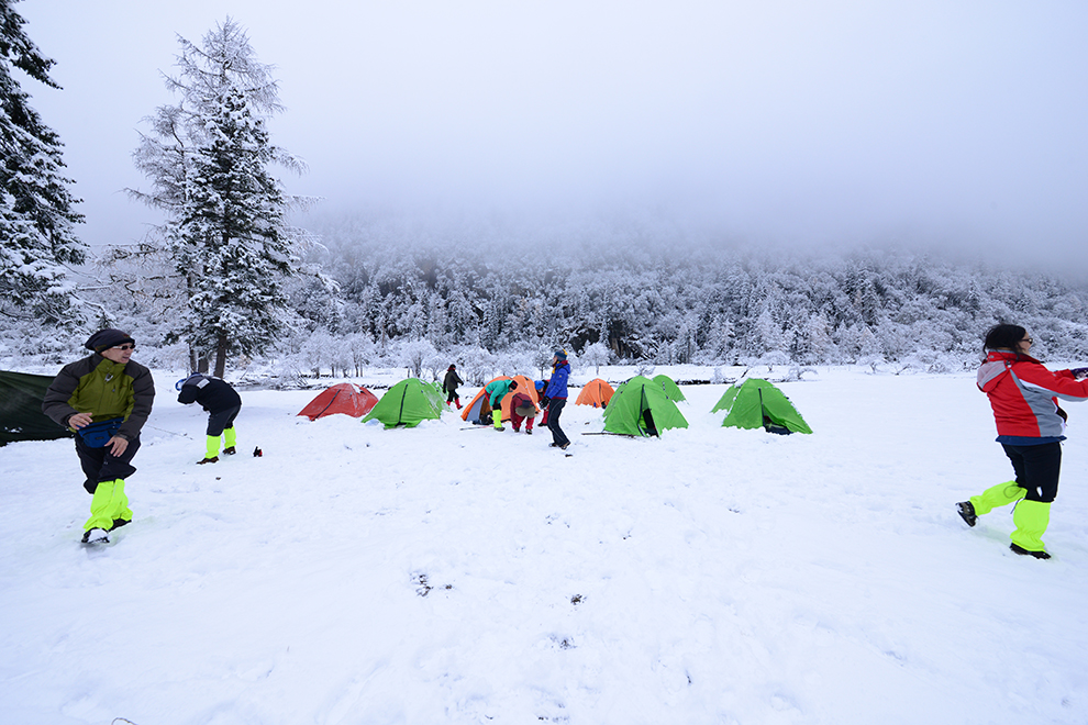 5 days chengdu mount siguniang sight seeing small group trek