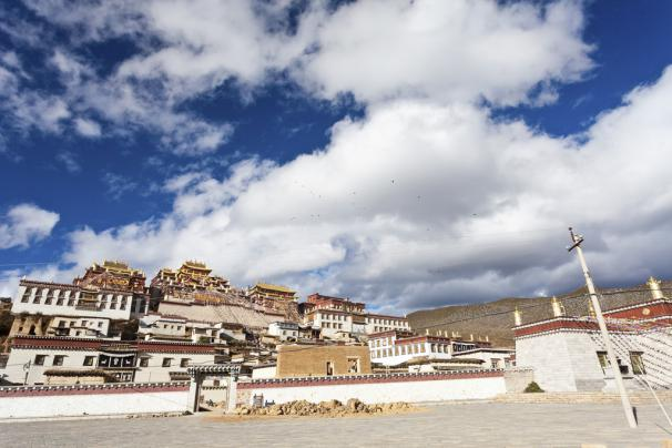 chill yunnan adventure travel